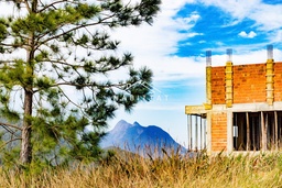 Lote/Terreno de 1400m² no bairro Albuquerque, em Teresópolis | Eu Corretor