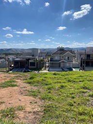 Lote/Terreno de 490m² no bairro Condomínio Residencial Jaguary, em São José dos Campos | Eu Corretor