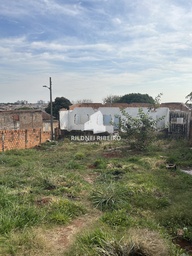 Lote/Terreno de 317m² no bairro Jardim do Sol, em Londrina | Eu Corretor