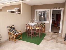 Casa de 2 quartos, 64m² no bairro GAIVOTAS, em Matinhos | Eu Corretor