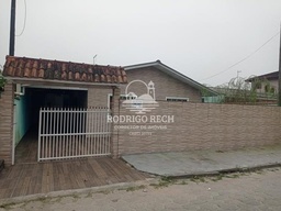 Casa de 2 quartos, no bairro monções, em Matinhos | Eu Corretor