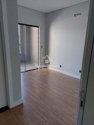 Geminado de 3 quartos, no bairro Floresta, em Joinville | Eu Corretor