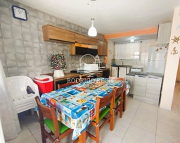 Sobrado de 3 quartos, 66m² no bairro Monções, em Pontal do Paraná | Eu Corretor