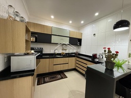Casa de Condomínio de 3 quartos, 566m² no bairro Vale Alpino, em Teresópolis | Eu Corretor