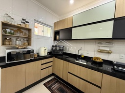 Casa de Condomínio de 3 quartos, 566m² no bairro Vale Alpino, em Teresópolis | Eu Corretor