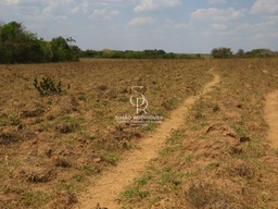 Fazenda/Sítios/Chácaras no bairro Zona rural, em Rosário Oeste | Eu Corretor