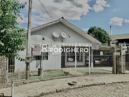 Casa de 3 quartos, 111m² no bairro Jardim, em Não-Me-Toque | Eu Corretor