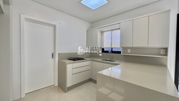 Apartamento de 4 quartos, no bairro Centro, em Balneário Camboriú | Eu Corretor