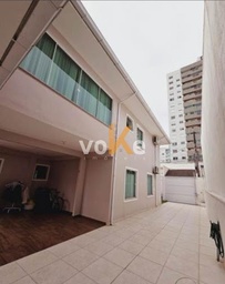 Casa de 5 quartos, 260m² no bairro Estreito, em Florianópolis | Eu Corretor