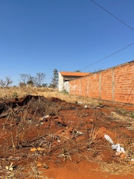 Lote/Terreno de 420m² no bairro jardim prive, em Caldas Novas | Eu Corretor