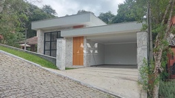 Casa de 3 quartos, 200m² no bairro Albuquerque, em Teresópolis | Eu Corretor