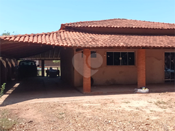 Fazenda/Sítios/Chácaras de 3 quartos, 195m² no bairro Chácaras Tia Emília, em Lençóis Paulista | Eu Corretor