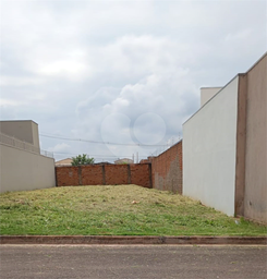 Lote/Terreno de 275m² no bairro Jardim Grajaú, em Lençóis Paulista | Eu Corretor
