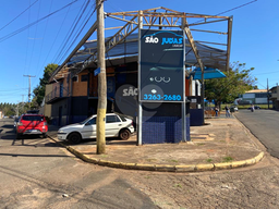 Loja / Salão / Ponto Comercial de 177m² no bairro Jardim Village, em Lençóis Paulista | Eu Corretor