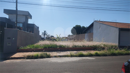 Lote/Terreno de 425m² no bairro Jardim Itamaraty, em Lençóis Paulista | Eu Corretor