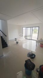 Sobrado de 115m² no bairro IPACARAY, em Matinhos | Eu Corretor