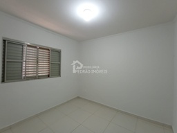 Casa de 3 quartos, 195m² no bairro Vila Mamedina, em Lençóis Paulista | Eu Corretor