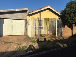 Casa de 129m² no bairro Conjunto Habitacional Jardim Primavera, em Lençóis Paulista | Eu Corretor