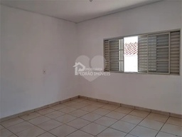 Casa de 2 quartos, 153m² no bairro Vila Mamedina, em Lençóis Paulista | Eu Corretor