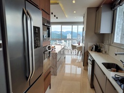 Apartamento de 4 quartos, no bairro Centro, em Balneário Camboriú | Eu Corretor