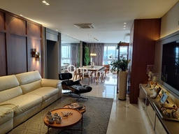 Apartamento de 4 quartos, no bairro Centro, em Balneário Camboriú | Eu Corretor
