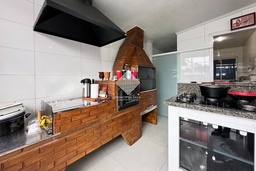 Casa de 3 quartos, 228m² no bairro SAIC, em Chapecó | Eu Corretor