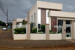 Casa de 3 quartos, 375m² no bairro Cruzeiro, em São Lourenço do Oeste | Eu Corretor