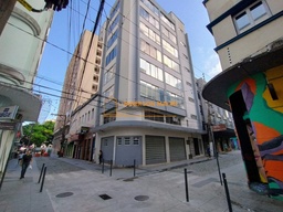 Prédio Inteiro de 910m² no bairro Centro, em Florianópolis | Eu Corretor