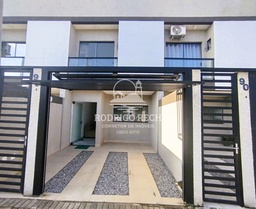Sobrado de 2 quartos, 65m² no bairro RIVIERA, em Matinhos | Eu Corretor