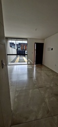 Geminado de 3 quartos, no bairro Floresta, em Joinville | Eu Corretor