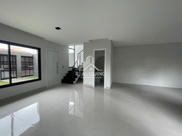 Sobrado de 3 quartos, 124m² no bairro Uberaba, em Curitiba | Eu Corretor