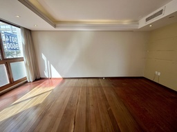 Apartamento de 3 quartos, no bairro Moinhos de Vento, em Porto Alegre | Eu Corretor