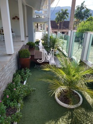 Casa de 4 quartos, no bairro Centro, em Rodeio | Eu Corretor