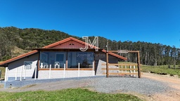 Fazenda/Sítios/Chácaras de 2 quartos, no bairro Alto Capivari, em Doutor Pedrinho | Eu Corretor