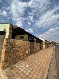 Casa de 2 quartos, no bairro Vila Marajoara, em Tupã | Eu Corretor