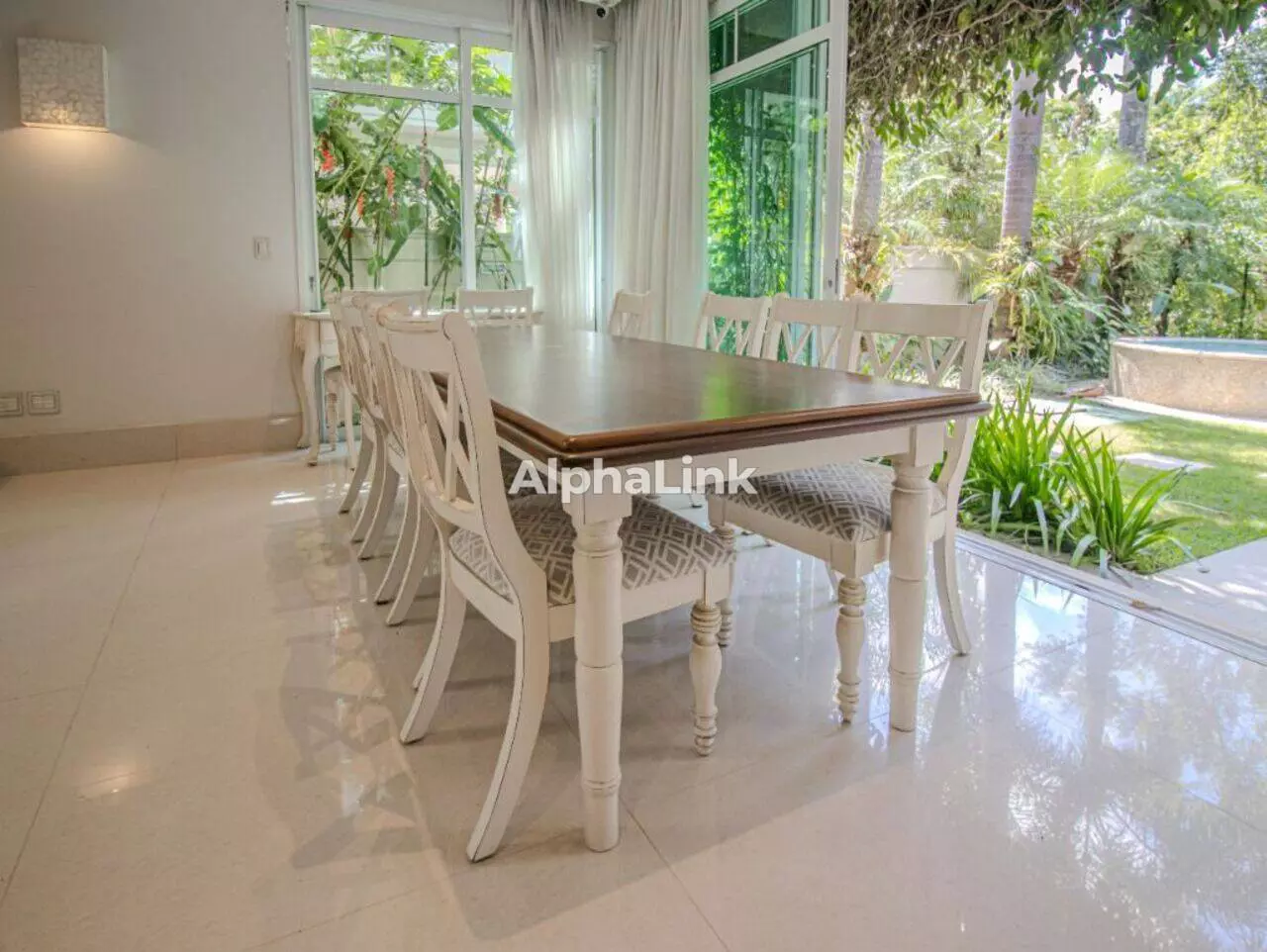 Casa de 4 quartos, 364m² no bairro Alphaville, em Santana de Parnaíba | Eu Corretor