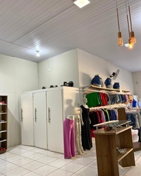Loja / Salão / Ponto Comercial de no bairro Centro, em General Salgado | Eu Corretor