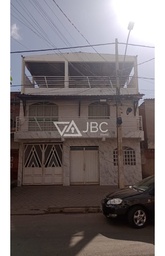 Sobrado de 5 quartos, no bairro Santa Rita, em Governador Valadares | Eu Corretor