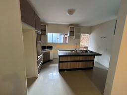 Casa de 3 quartos, 266m² no bairro Potecas, em São José | Eu Corretor