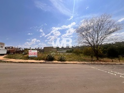 Lote/Terreno de 413m² no bairro Serra das Brisas, em Passos | Eu Corretor