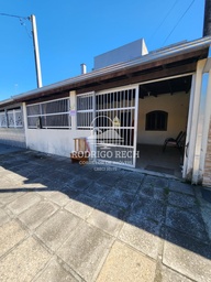 Casa de 2 quartos, 42m² no bairro PRAIA DE LESTE, em Pontal do Paraná | Eu Corretor