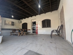 Casa de 2 quartos, 42m² no bairro PRAIA DE LESTE, em Pontal do Paraná | Eu Corretor