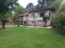 Lote/Terreno de 4 quartos, 2800m² no bairro Centro, em Irani | Eu Corretor