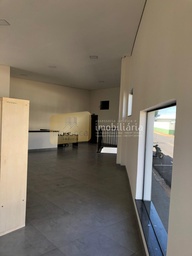 Comercial de 130m² no bairro Vila Giovanetti, em Tupã | Eu Corretor