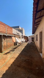 Casa de 3 quartos, no bairro Conjunto Habitacional José Garcia Molina, em Londrina | Eu Corretor
