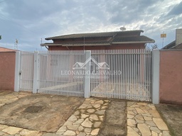 Casa de 3 quartos, no bairro paraíso 2, em Caldas Novas | Eu Corretor