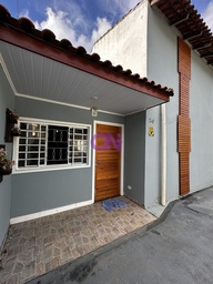 Sobrado de 3 quartos, 480m² no bairro Vila Torres, em Campo Largo | Eu Corretor