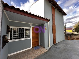 Sobrado de 3 quartos, 480m² no bairro Vila Torres, em Campo Largo | Eu Corretor