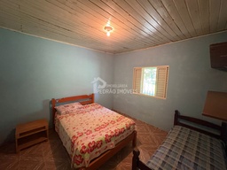 Fazenda/Sítios/Chácaras de 3 quartos, no bairro Área Rural de Lençóis Paulista, em Lençóis Paulista | Eu Corretor