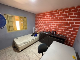 Casa de 3 quartos, 148m² no bairro Conjunto Habitacional Maestro Júlio Ferrari, em Lençóis Paulista | Eu Corretor